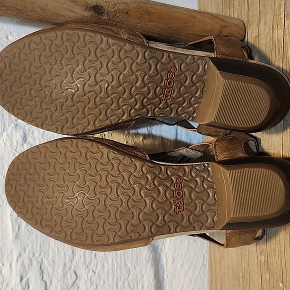 Taos Faith‎ Women's Brown Leather Slingback Low Heel Closed Toe Shoes Size 39 - Picture 12 of 16